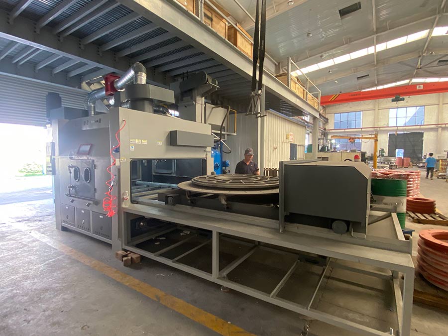 深圳百超機械臺車式模具清理噴砂機